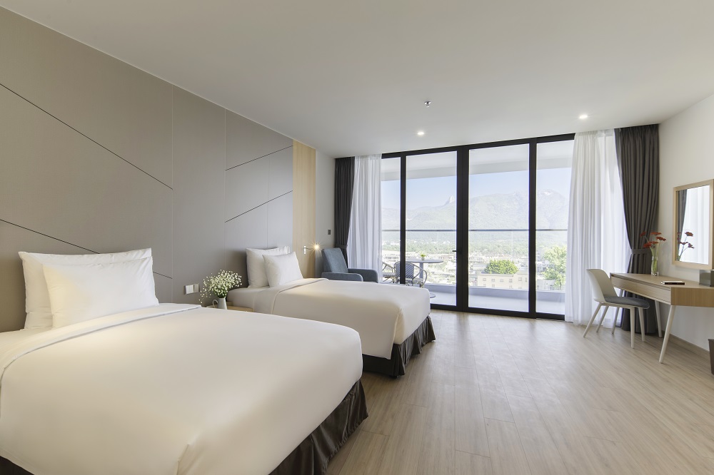 DELUXE TWIN SEA VIEW